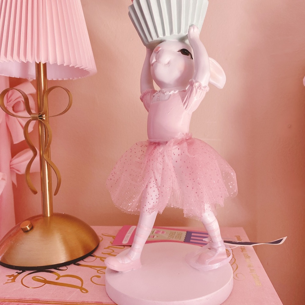 Cupcake Bunny Girl in dress